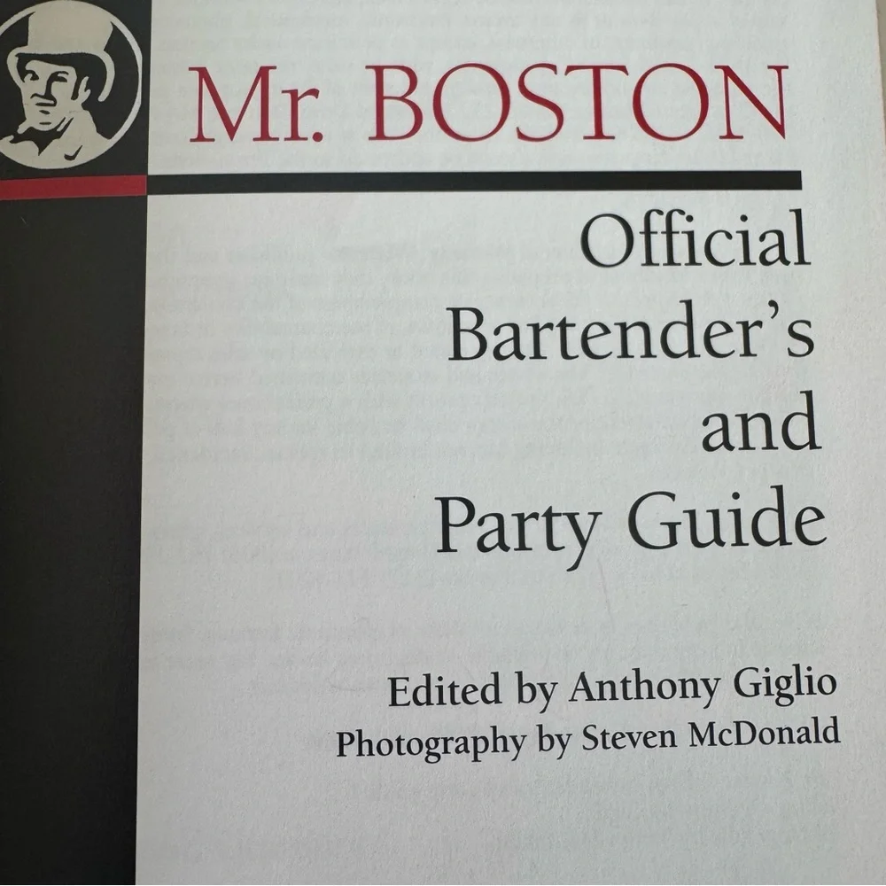 Vintage Mr. Boston Bartender's and Party Guide Cocktail Recipe Book